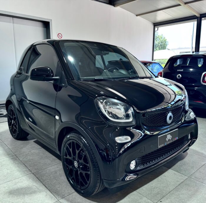 Smart Fortwo 0.9 90CV Twinamic Prime JBL - immagine 6