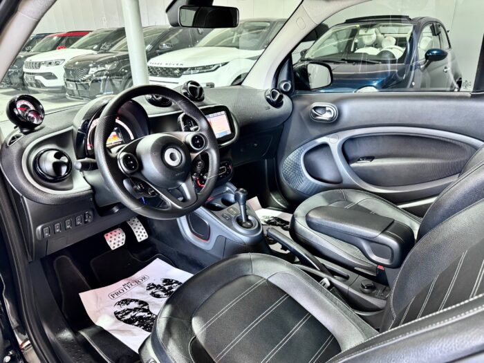 Smart Fortwo 0.9 90CV Twinamic Prime JBL - immagine 12