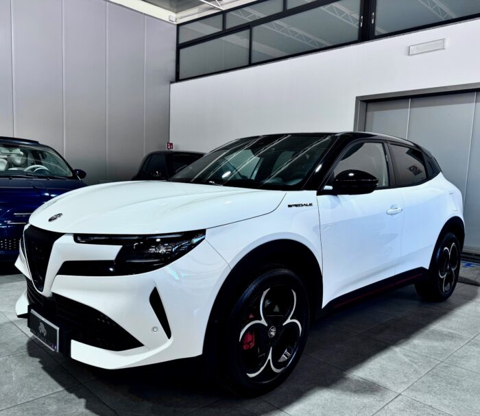 Alfa Romeo Junior 1.2 136CV Hybrid EDCT6 Speciale Pack Sport - immagine 19