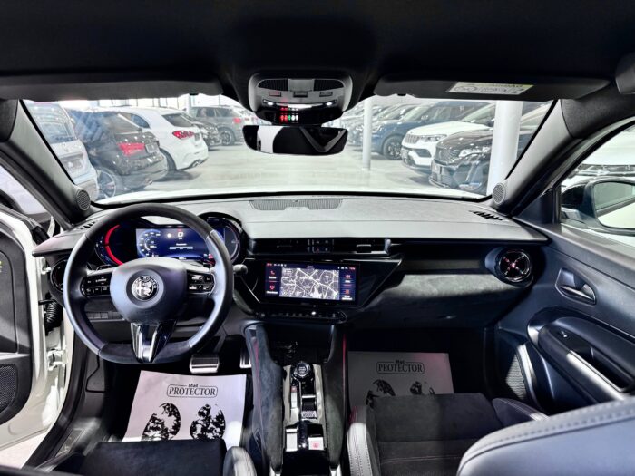 Alfa Romeo Junior 1.2 136CV Hybrid EDCT6 Speciale Pack Sport - immagine 6