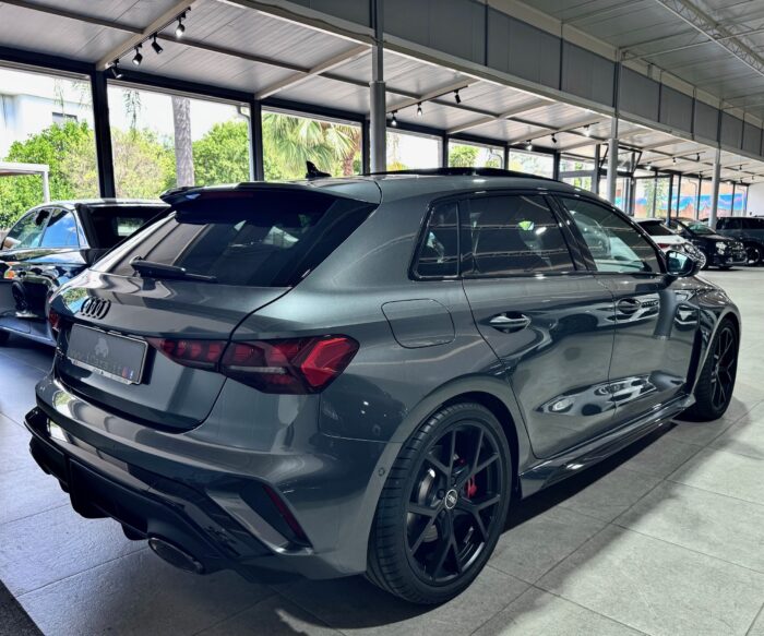Audi RS3 2.5 TFSI 400CV Quattro S-Tronic KM 0 - immagine 12