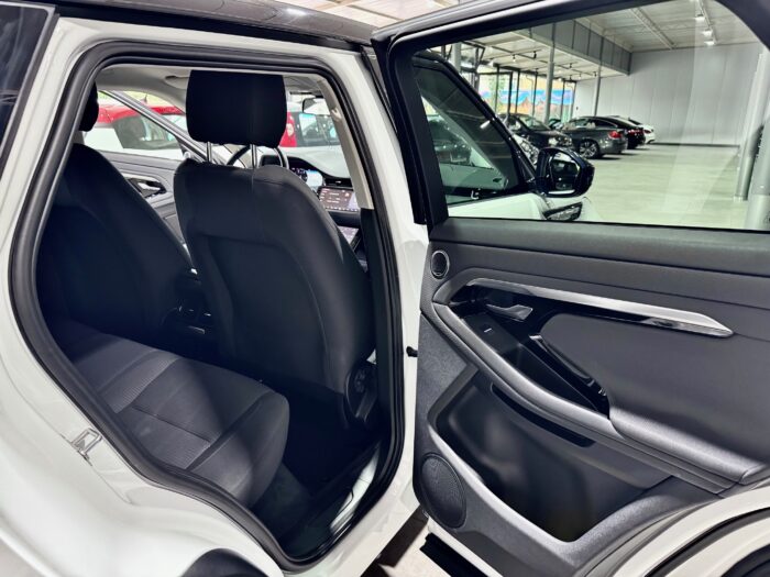 Land Rover Range Rover Evoque 2.0d 150CV i4 Mhev S AWD - immagine 2
